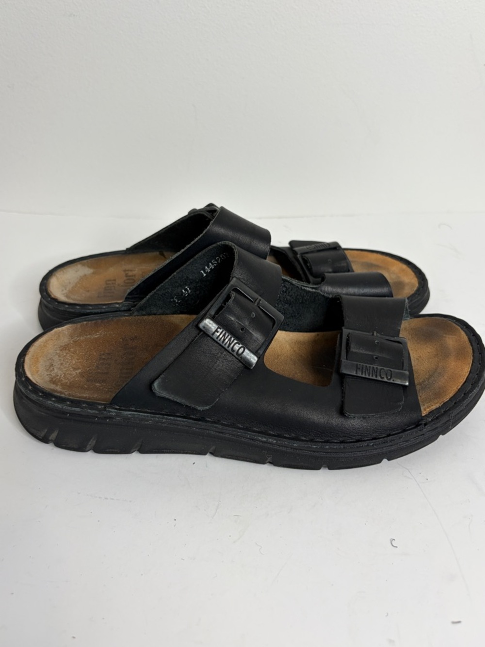 Finn Comfort Cayman Sandals 41 Mens 8 Womens 10 Black Leather Two Strap Slides